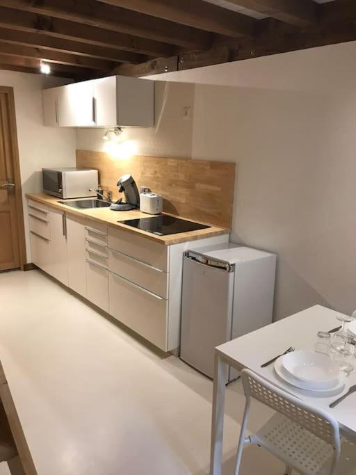 Studio 30M2 Centre De Cusset Exteriör bild